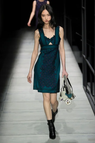 Look 36